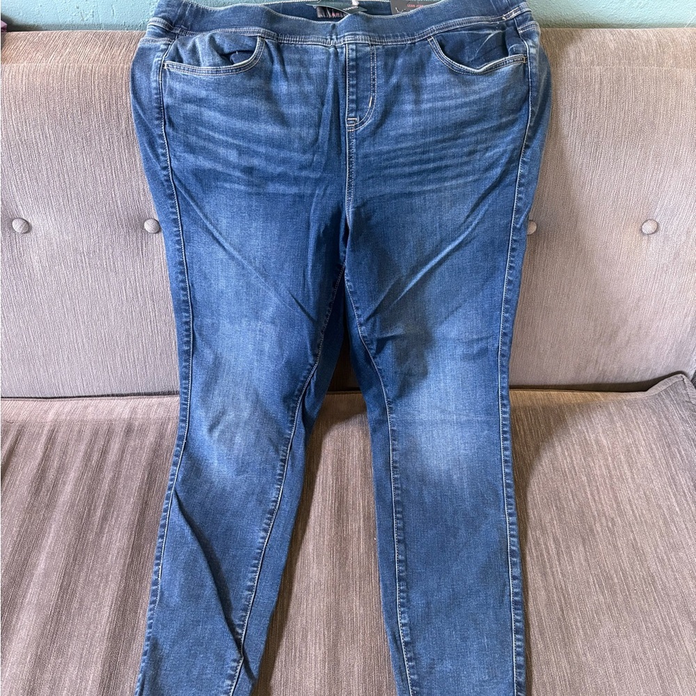 ✨NWT✨Torrid Lean Jean Super Stretch